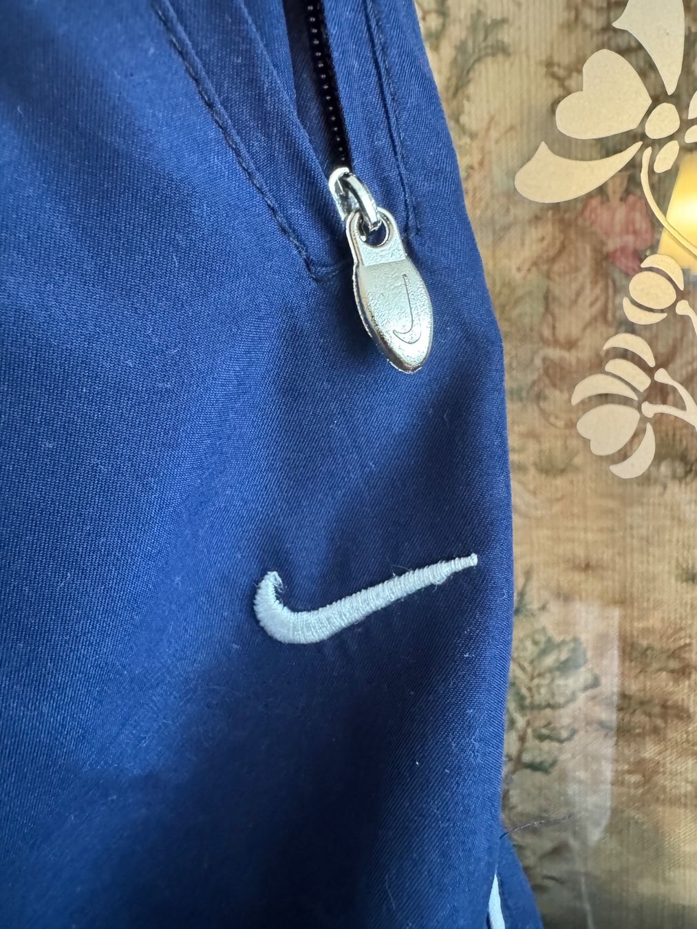 Nike Hosen: Nike Hose Trainerhose – Gebraucht aus Obfelden von cesarina10 2