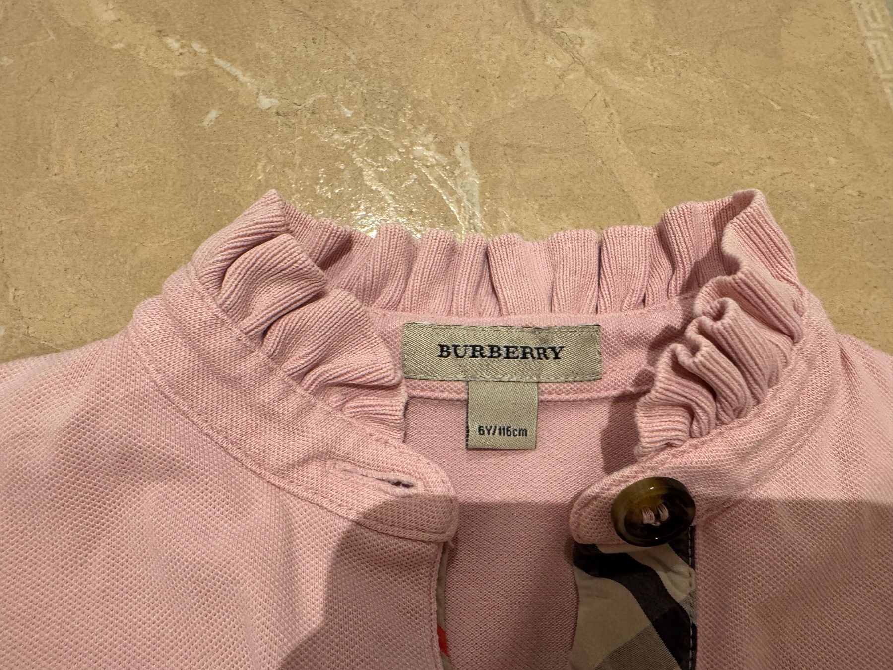 Burberry Camicette, T-shirt & Top: Burberry NWT Shirt, 6J 116 – Nuovo (secondo la descrizione) da Klingnau venduto da Markus14 2