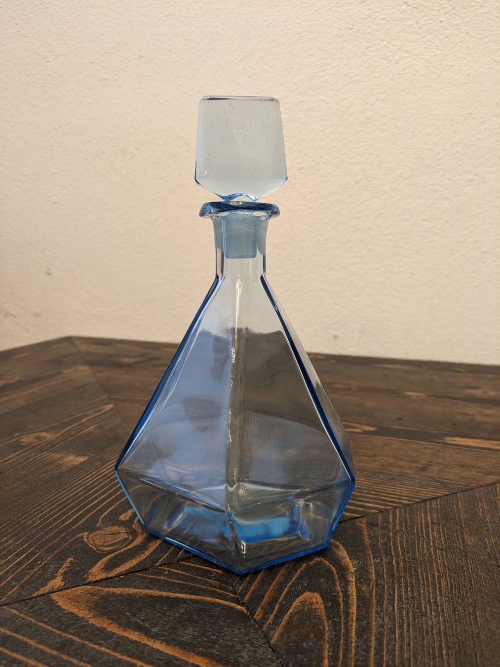 Caraffe: Karaffe m. Deckel Pressglas Glas hellblau Art Deco antik? – Usato da Ermatingen venduto da trendyquitaeten 8