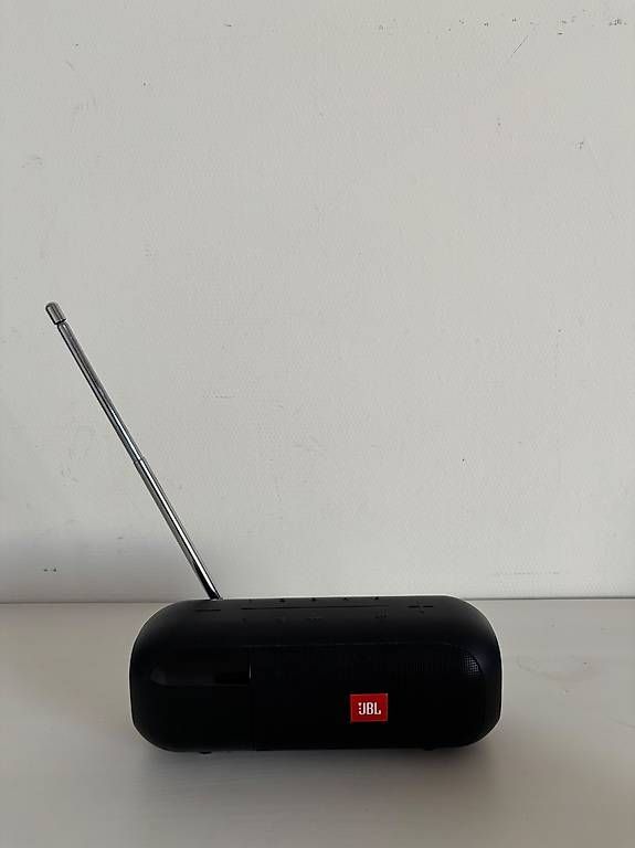 Radios: JBL Radio mit Bluetooth & DAB+  Schwarz – D'occasion à Winterthur par Bruce_Wayne_22 3