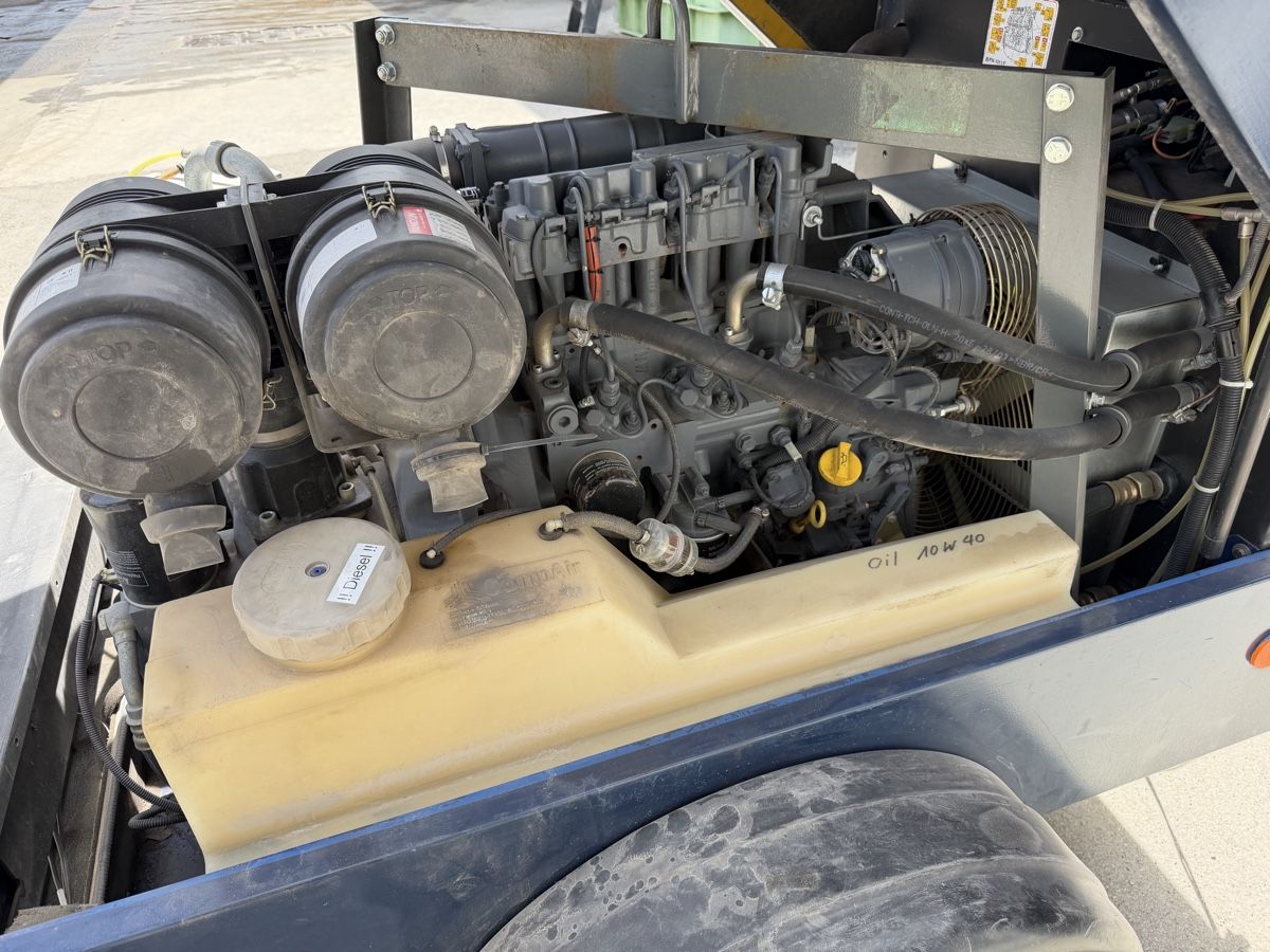 Compressori: Kompressor Compair C38 – Usato da Buchs SG venduto da cayenneturbo96 2