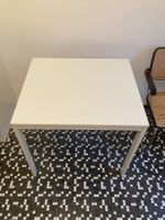 Ausziehtisch weiss – ausziehbar – platzsparend (St. Gallen)