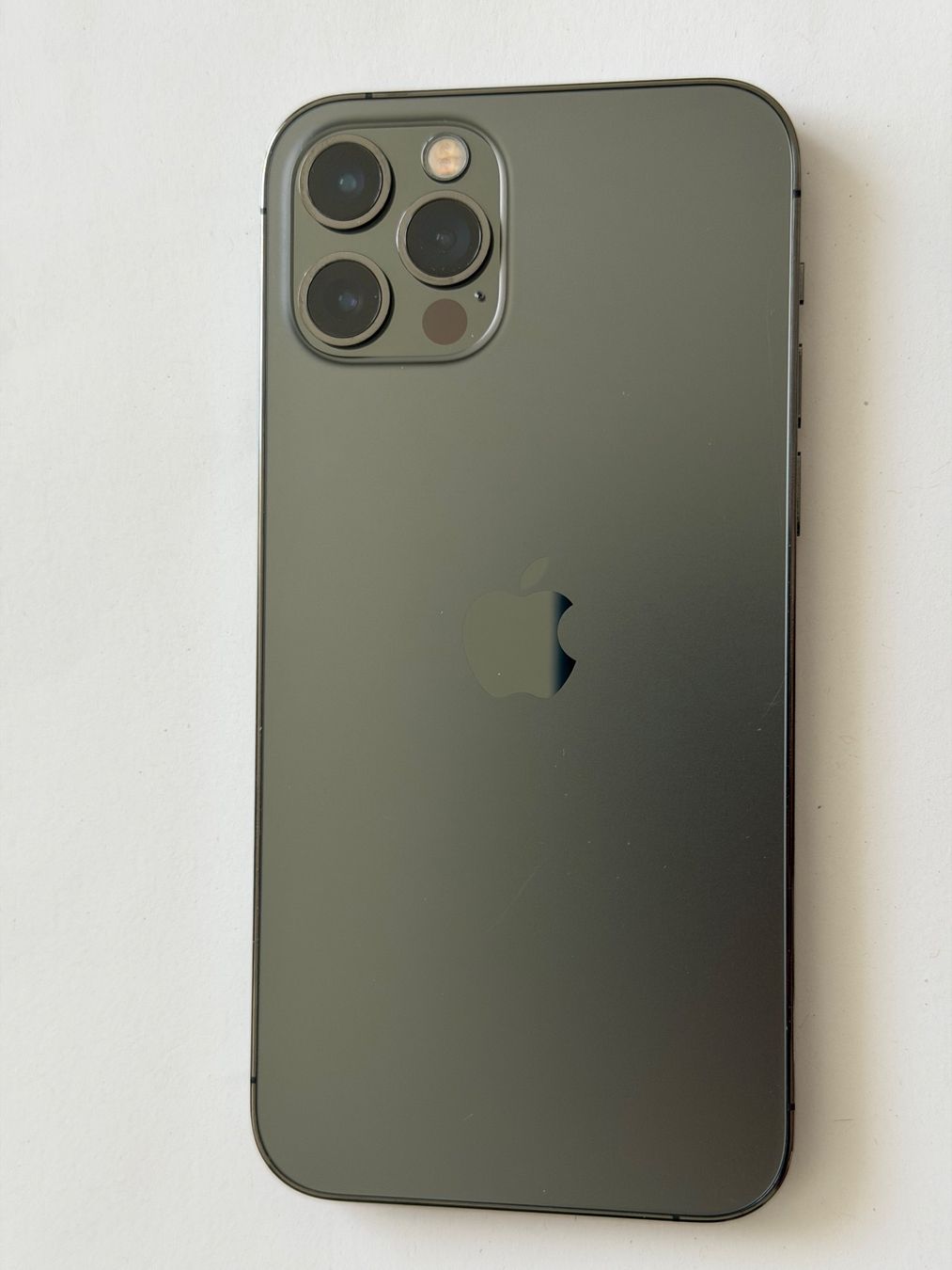 Apple Handys / Smartphones: iPhone 12 Pro Graphite, gepflegter Zustand – Gebraucht aus Unterentfelden von epsilonkleinernull 3