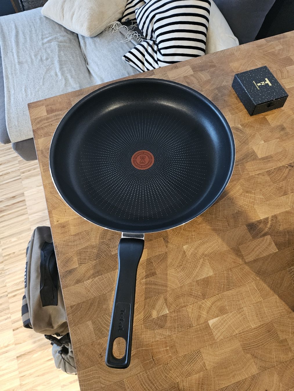 Tefal Pfannen: bratpfanne tefal mit deckel 32cm – Neu (gemäss Beschreibung) aus Zuchwil von Nwebpa 2