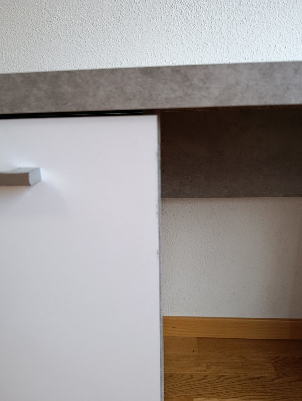 Conforama Scrivanie: Kinderschreibtisch – Usato da Wittenbach venduto da tho_7jhr 2