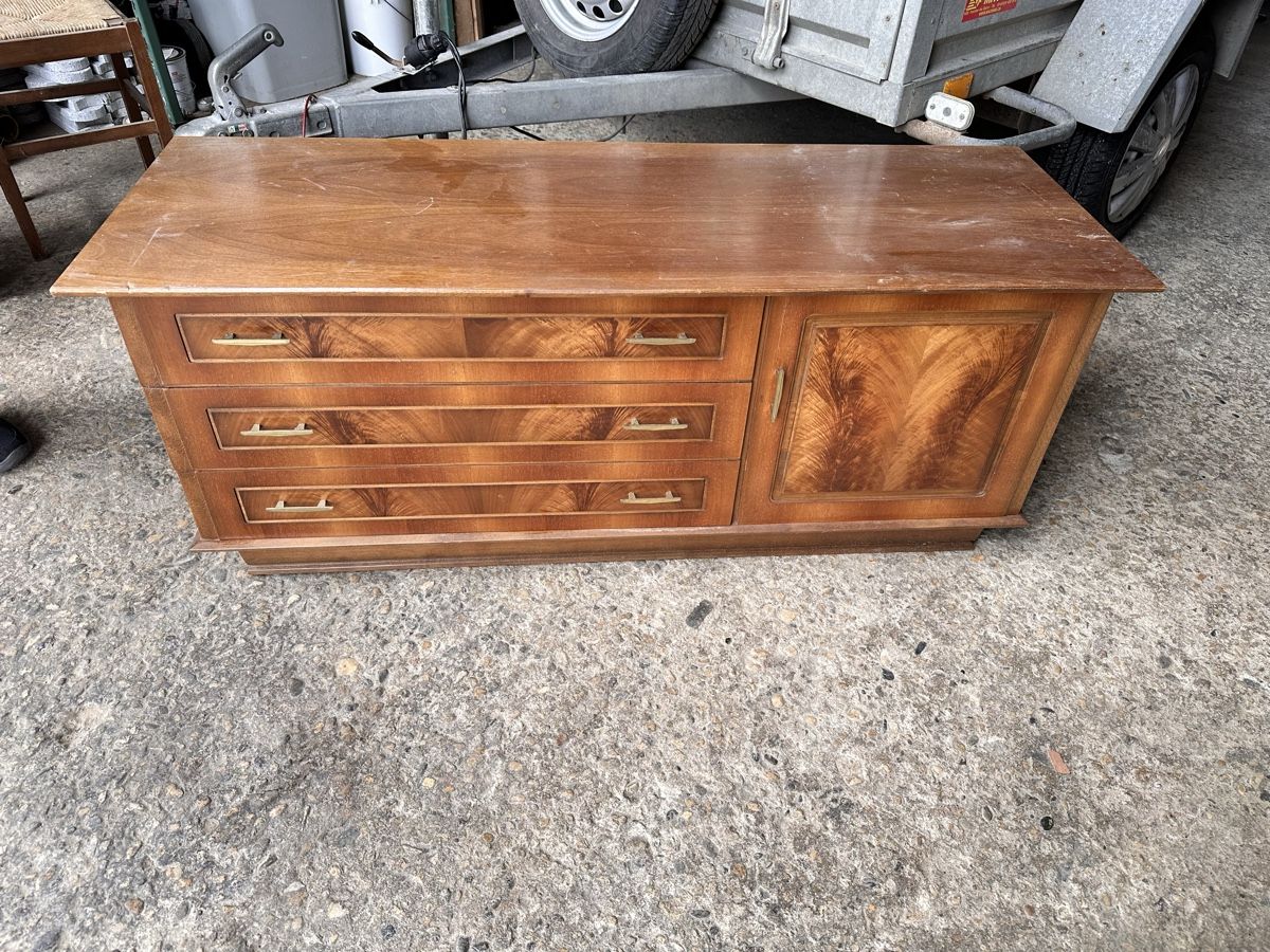Credenze: Buffet vintage en bois,  – Usato da Yvonand venduto da spiffy1429