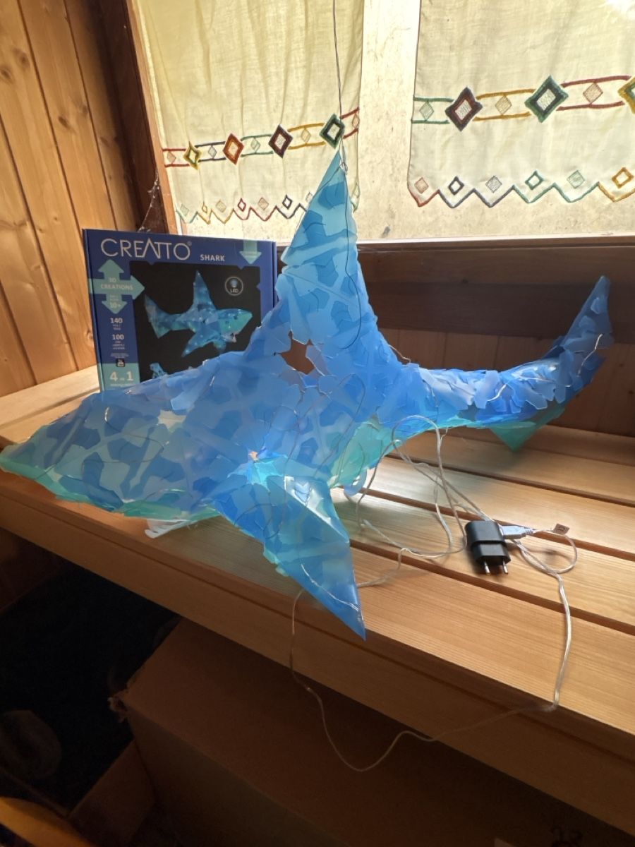 Kits de loisir créatif: Creato LED Shark 3D Lampe – D'occasion à Staffelbach par Cherry4 3