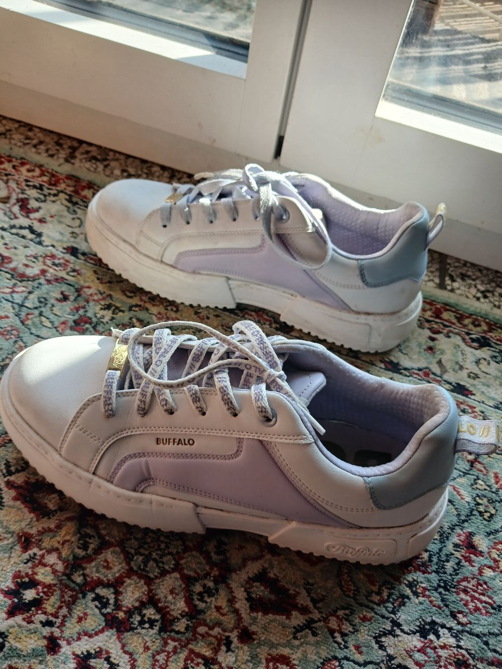 Buffalo Damenschuhe: Sneakers Bufalo – Gebraucht aus Locarno von swe_hz8t