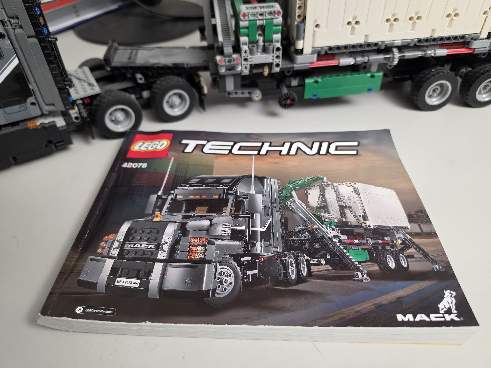 Lego Jeux de construction: Lego Technic 42078 Mack Anthem – D'occasion à Fischbach LU par Micra3 1