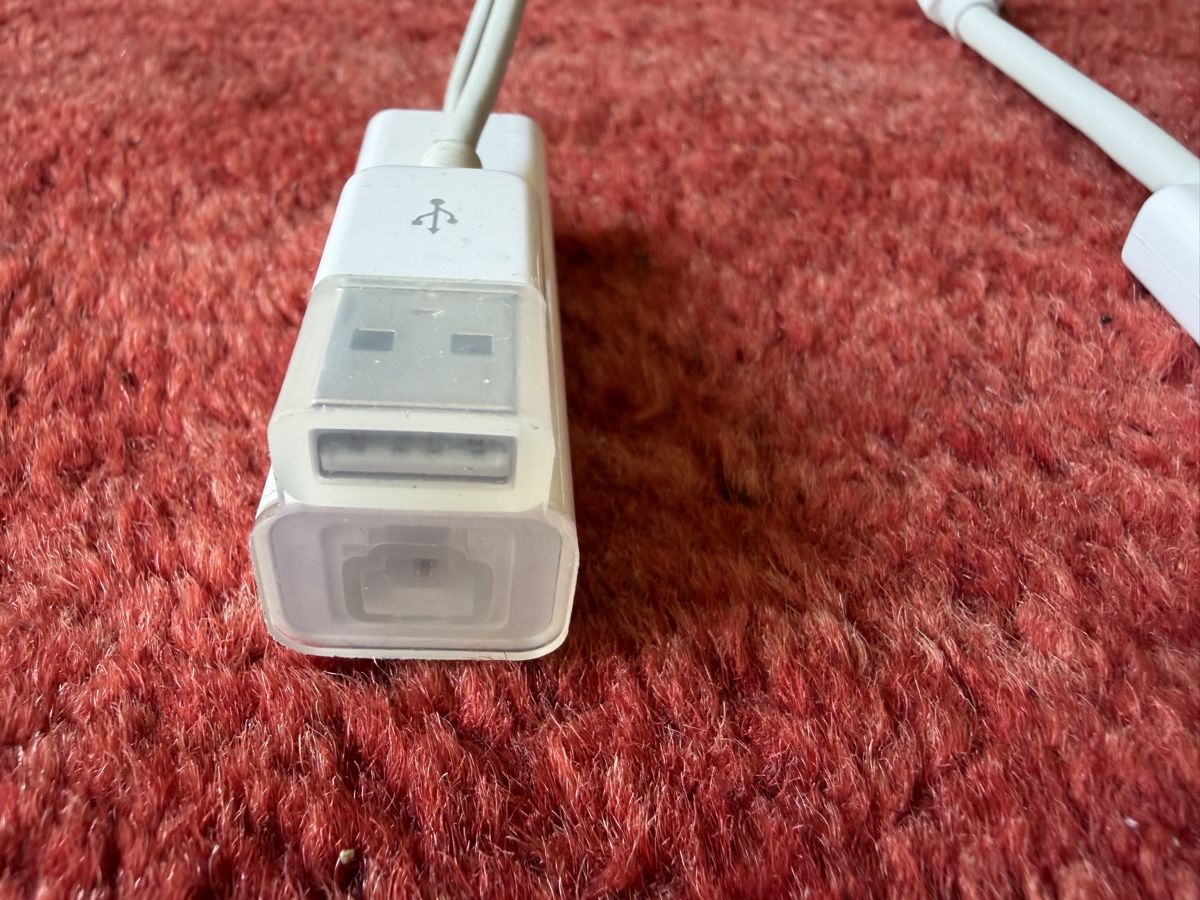 Apple Unità & Adattatore: Apple & Belkin Adapter für Mac, Fire Wire, Thunderbolt, HDMI – Usato da Biel/Bienne venduto da SirRolf 5