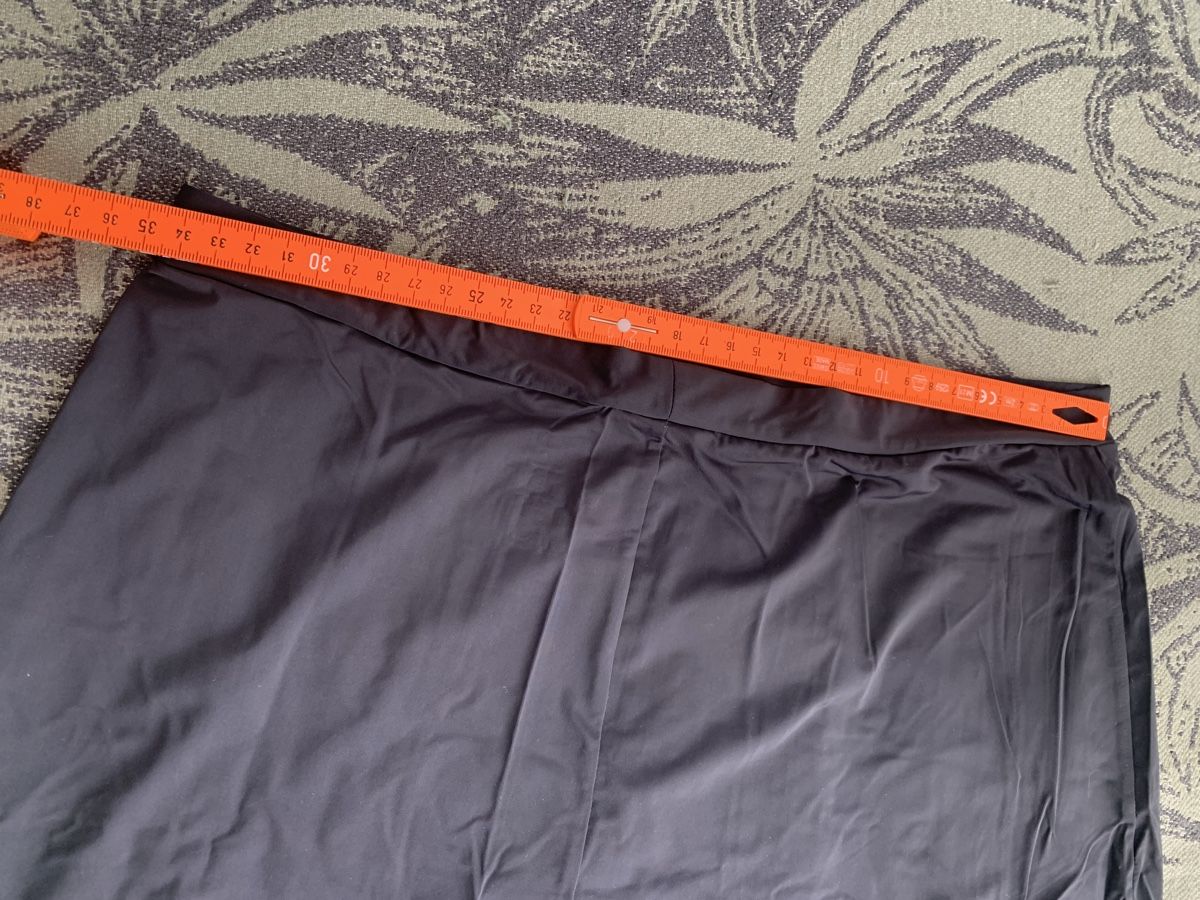 Gonne: Sous-Jupe Monoprix noire taille taille 2 / M – Nuovo (secondo la descrizione) da Lausanne venduto da Xiaoxi 4
