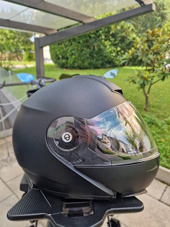 Caschi & visiere: Motorrad helm S – Usato da Dübendorf venduto da zoltan.kelemen