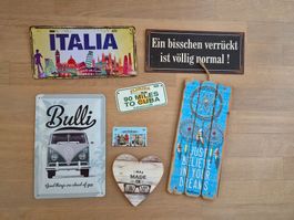 Diverse Blech- und Holzschilder