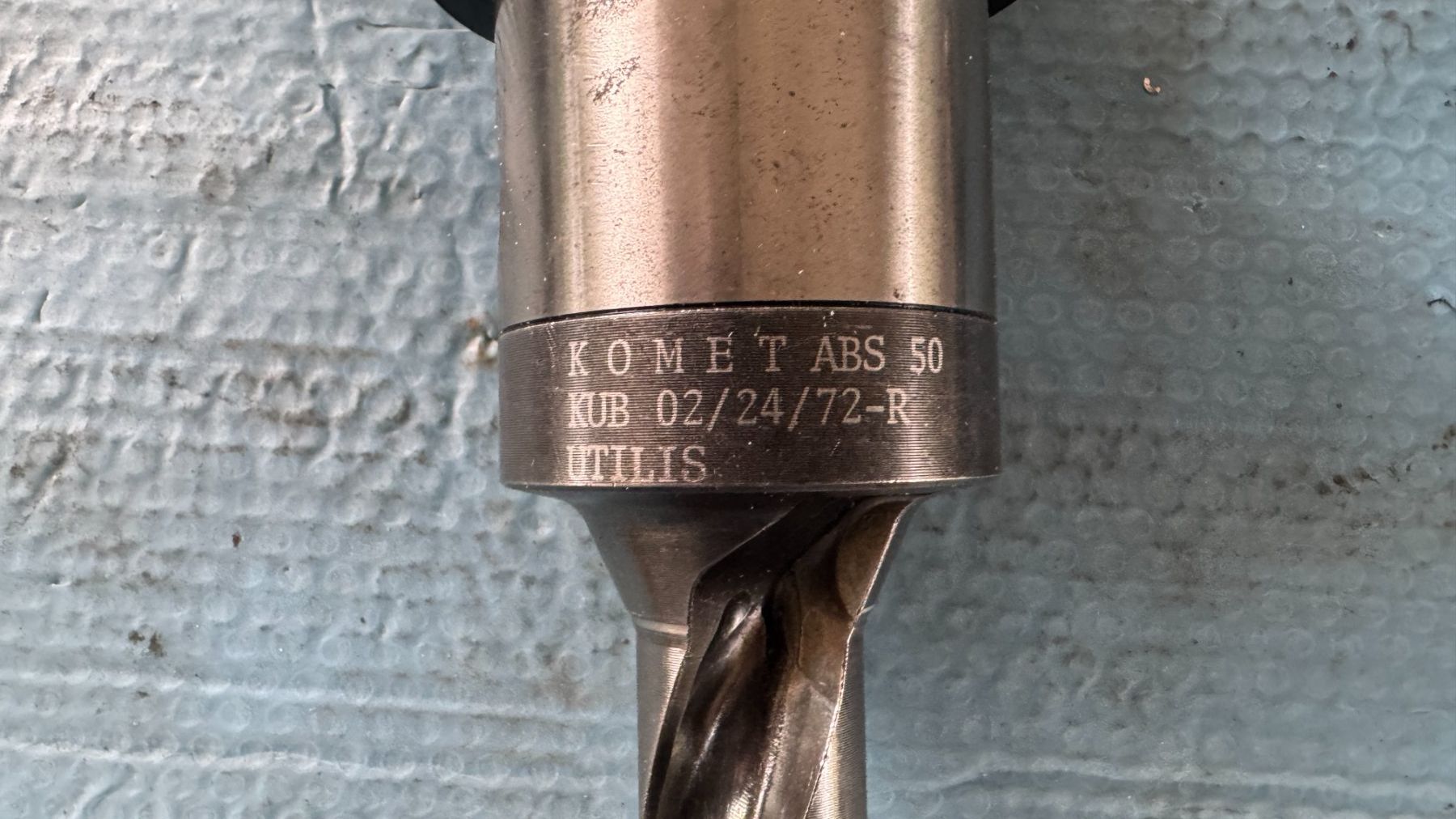 Tutti gli attrezzi: Wendeplattenbohrer mit VDI 30 Halter KOMET – Usato da Magden venduto da Fmtech 2
