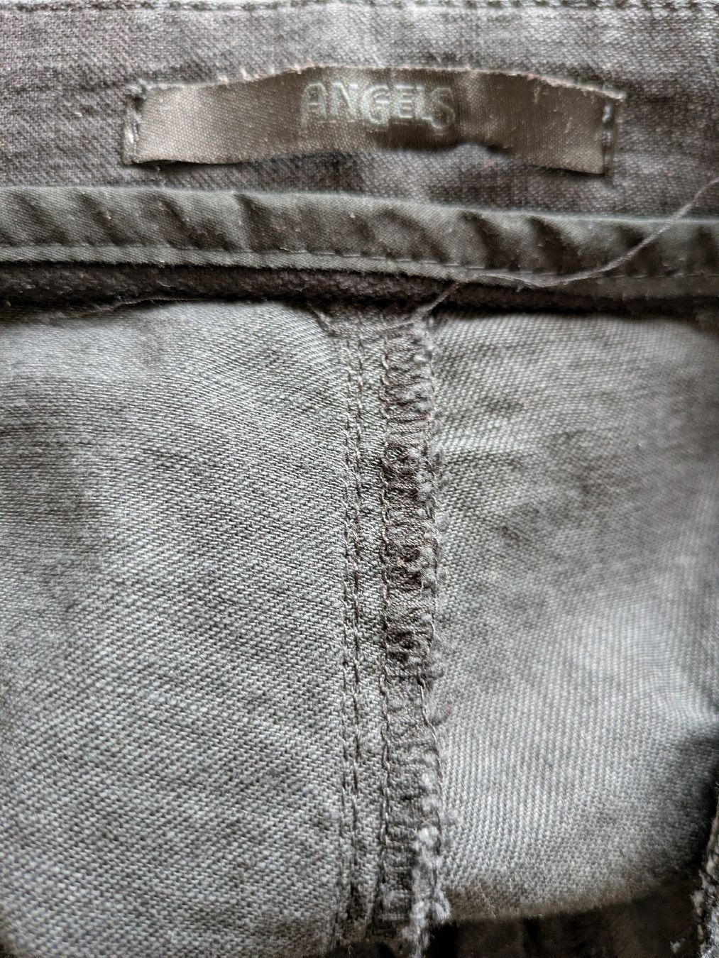 Angels Hosen: Hose schwarz Angels 44 neu – Neu (gemäss Beschreibung) aus Burgdorf von Mikewalther 3