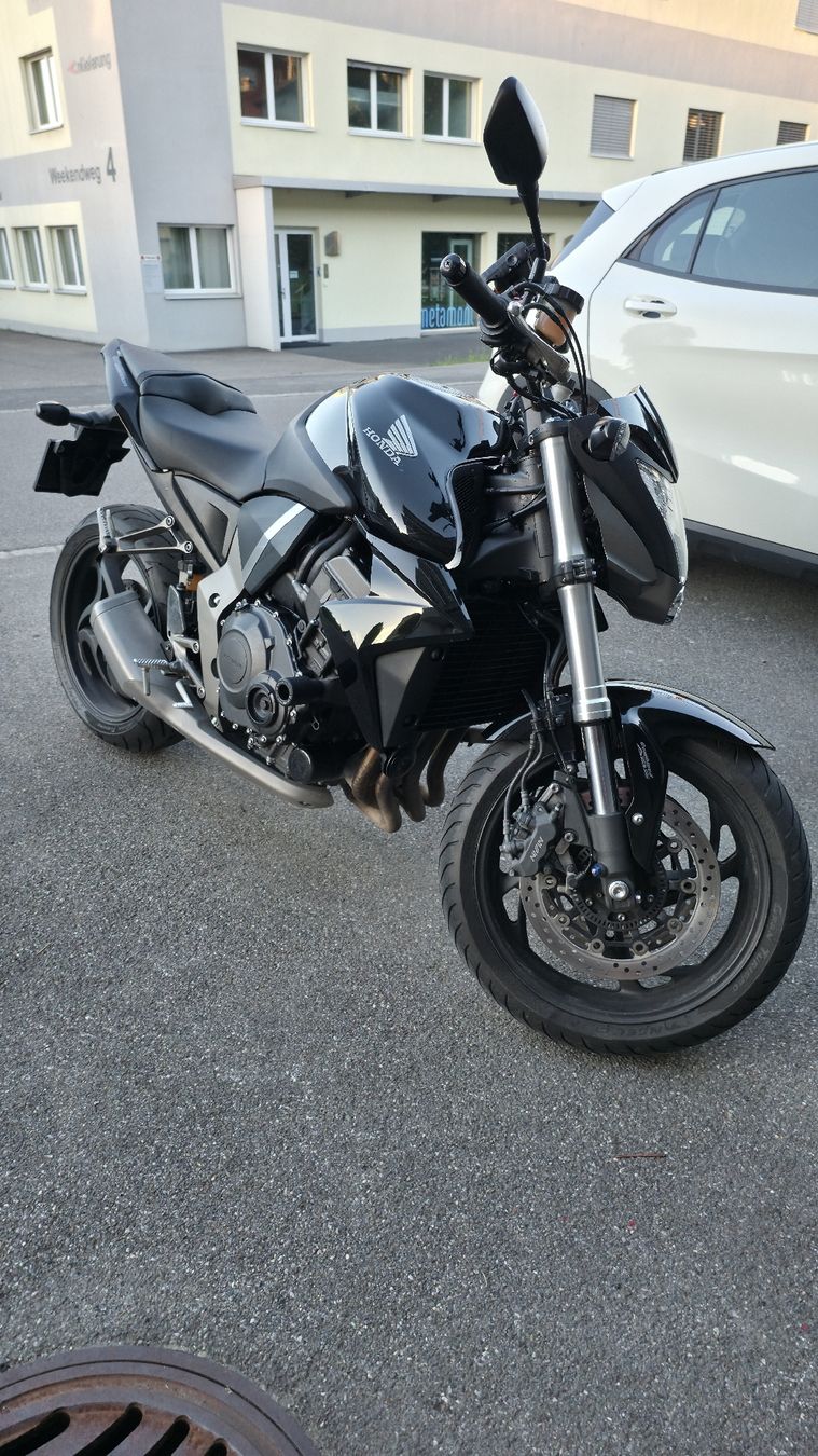 Honda Strada: Honda cb 1000r – Usato da Einigen venduto da iva_86t8
