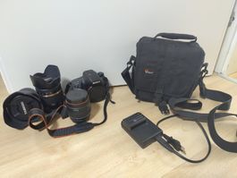 Sony Alpha 57 Spiegelreflexkamera mit Objektiven & Tasche