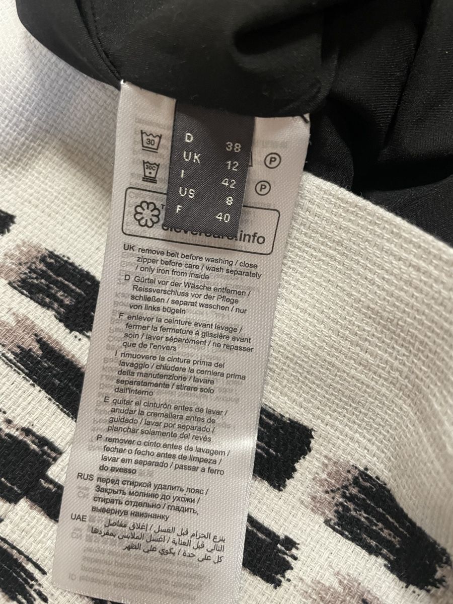 Esprit Vestiti: Kleid von Esprit Grösse M – Nuovo (secondo la descrizione) da Davos Frauenkirch venduto da p.lugnan 2