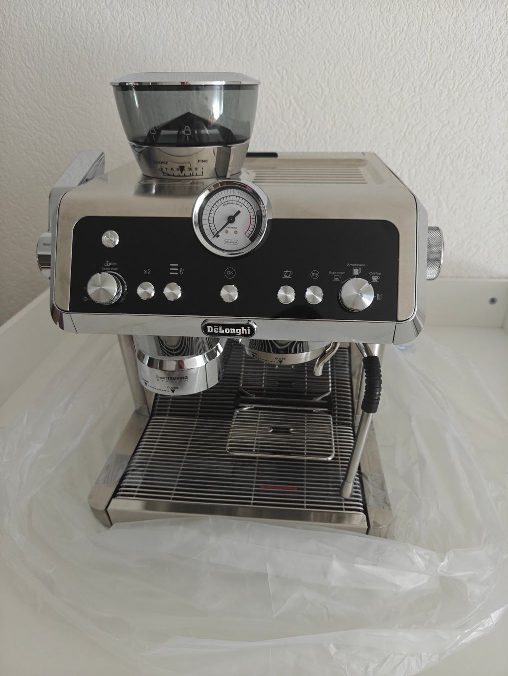 De'Longhi Machines à café & Machines à expresso: DeLonghi La Specialista Prestigo – D'occasion à Aigle par bra17 1