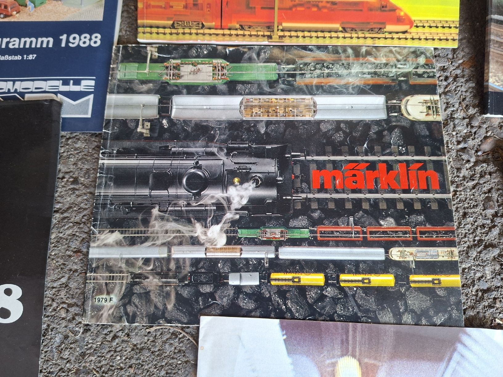 Märklin Modellini di ferrovie: märklin fleischmann faller lima loco revue CFF SBB collector – Usato da lausanne venduto da Nicolier0 2