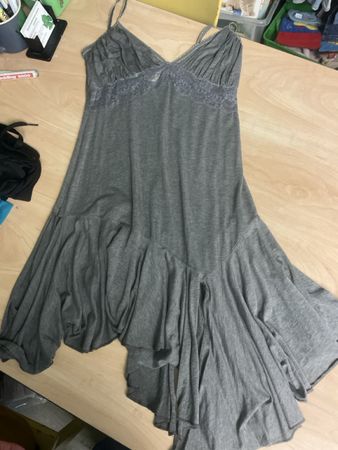 Kleid grau Gr. S Sara C Sommerkleid mit Spitze