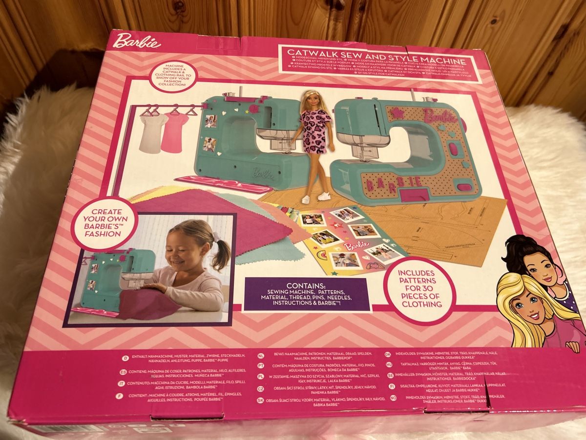Macchine da cucire: Machine à coudre Barbie  Jouet Neuf – Nuovo e nell'imballaggio originale da Ste- Croix venduto da boutondor64 2