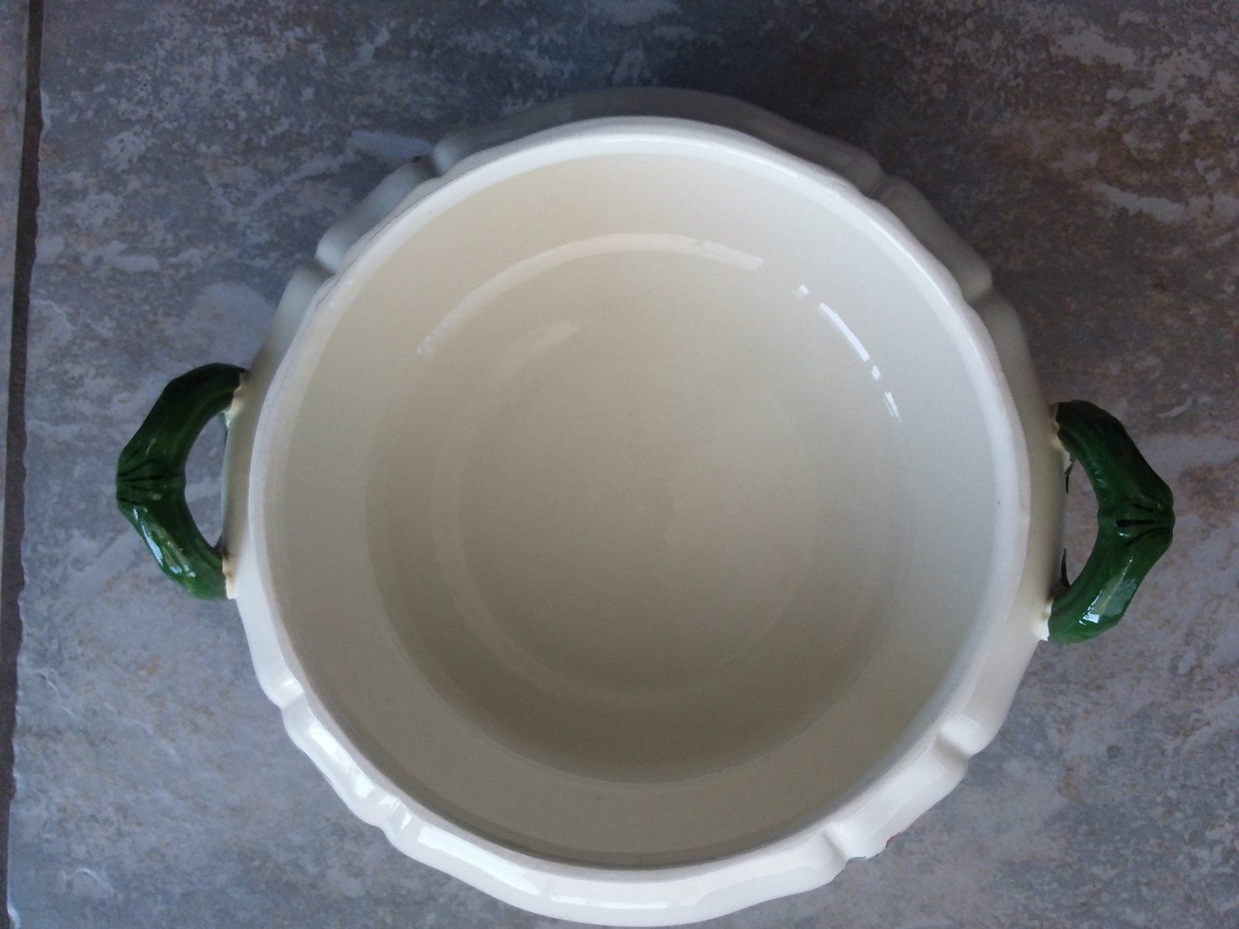Villeroy & Boch Coupes: Soupière Villeroy & Boch, contenance 2 litres. – D'occasion à La Chaux-de-Fonds par achillea01 5