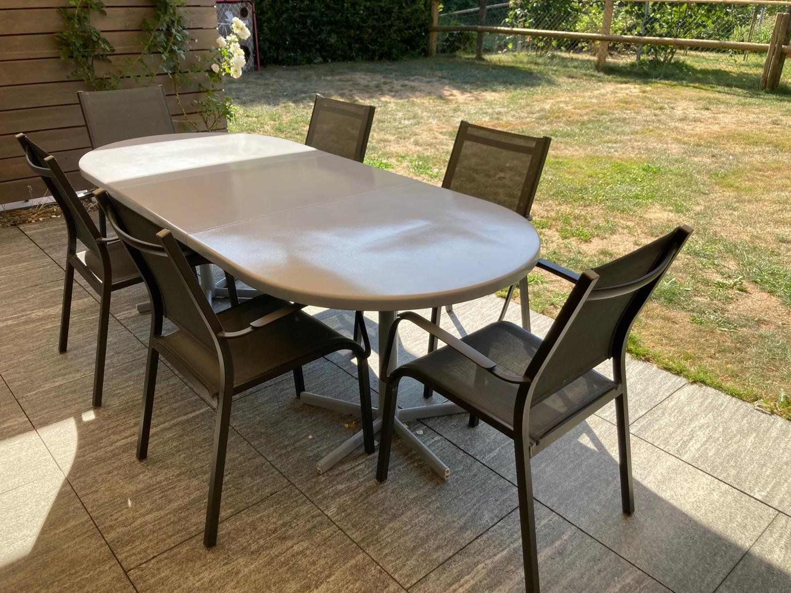 Schaffner Tavoli: Gartentisch mit 6 Stühlen – Usato da Schwarzenbach SG venduto da ernesto3.6
