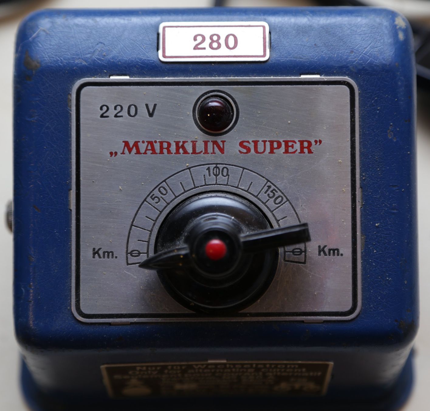 Märklin Batterie, Caricabatterie & Alimentatori: Lot d'anciens transformateurs Märklin 280 A – Usato da Genolier venduto da Sebwirz 1