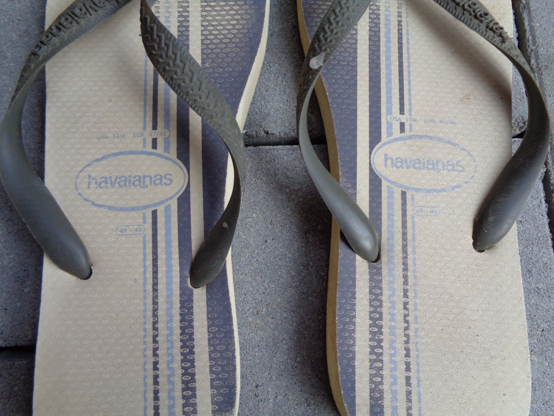 Havaianas Herrenschuhe: Havaianas Herren grau Gr. 45-46 - 400131 – Gebraucht aus Küssnacht am Rigi von Schuhe-Secondhand 2