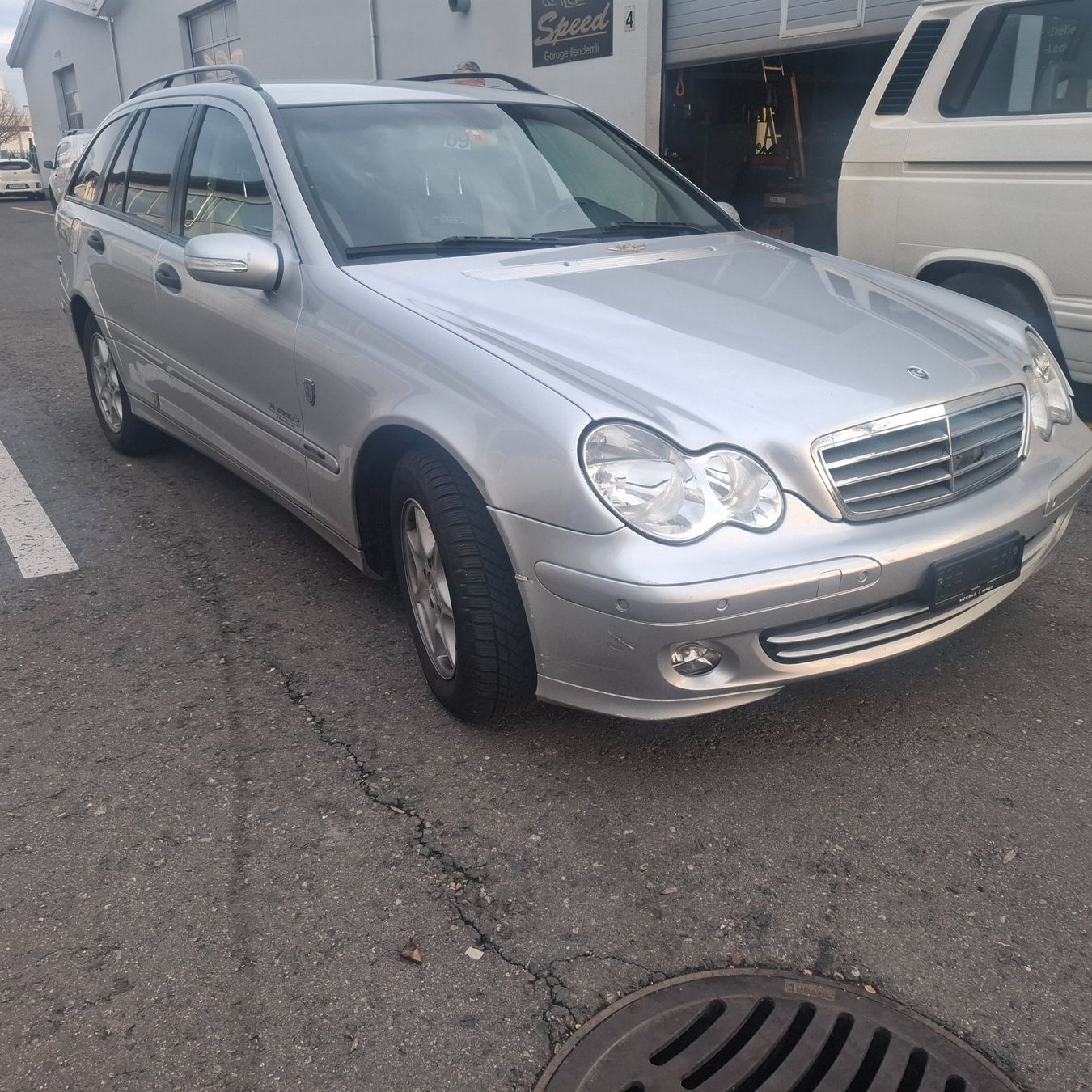 Mercedes-Benz Automobili: Mercedes c180 k – Usato da Wolfhalden venduto da Daytona1. 2