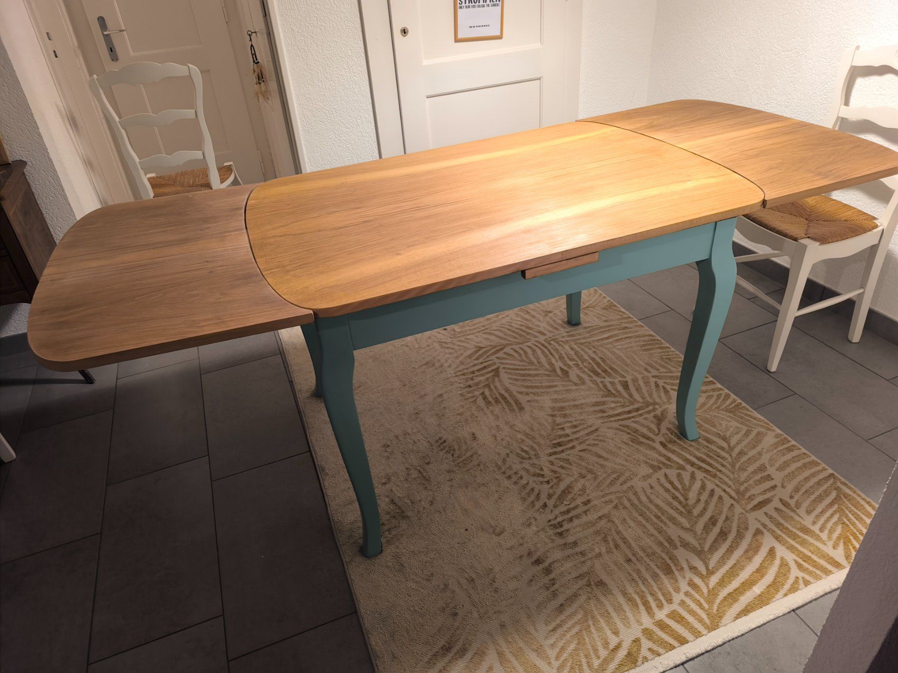 Tables: Table à manger extensible (120-220cm) – D'occasion à Payerne par val_6m6w 2