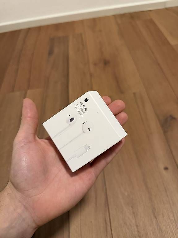 Cuffie: Cuffiette Apple con connettore Lightning – Nuovo e nell'imballaggio originale da Paradiso venduto da nic_529g 1