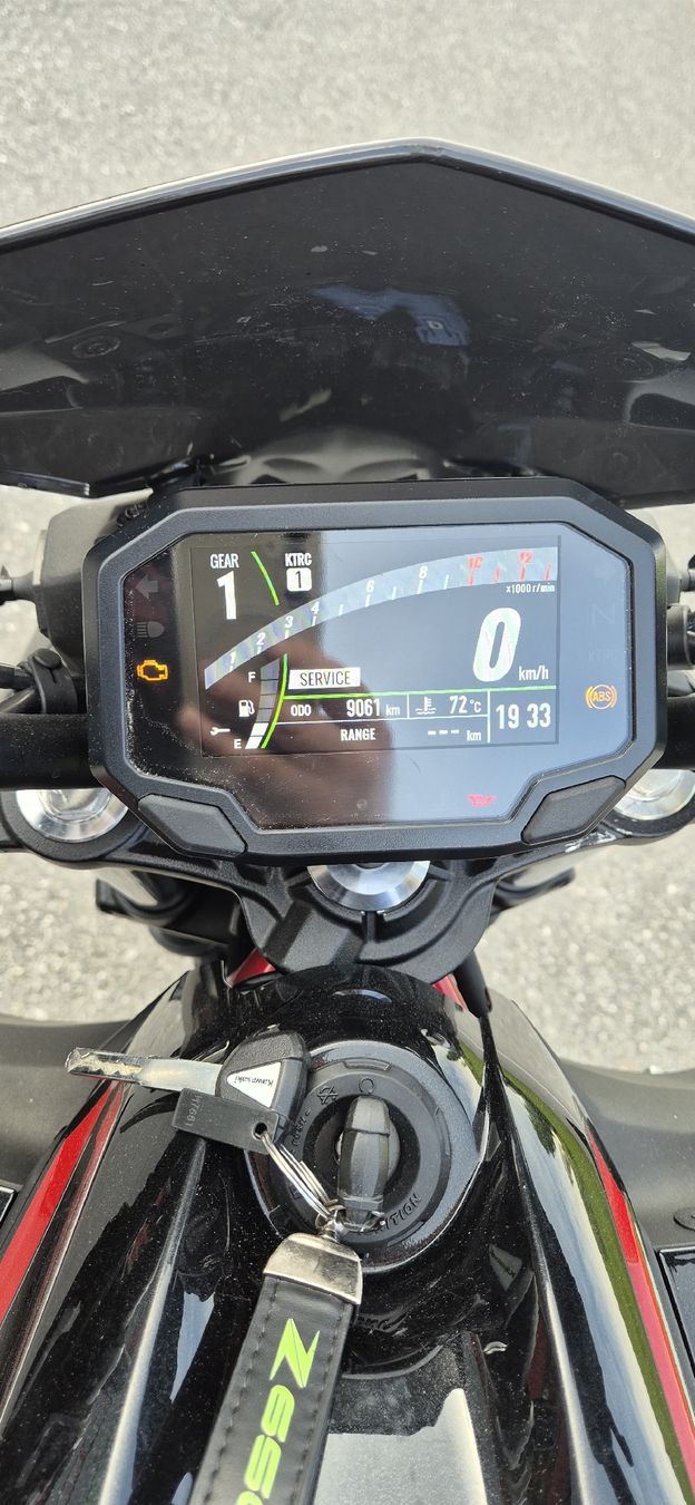 Kawasaki Strada: Kawasaki Z650 ABS – Usato da Herisau venduto da ste_g5wg 5