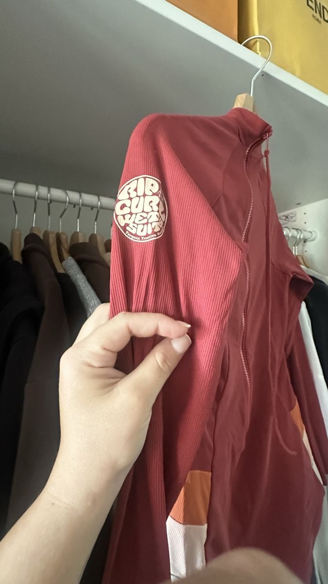 Rip Curl Ensembles & Tailleurs: Rip Curl Langarm Surf Suit Damen Bordeaux Gr. S – D'occasion à Winterthur par whatdreamz 2