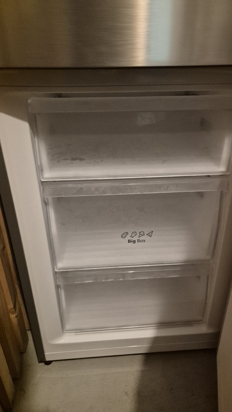 Novamatic Frigoriferi: Kühlschrank Novamatic – Usato da Bünzen venduto da Wisel45 2