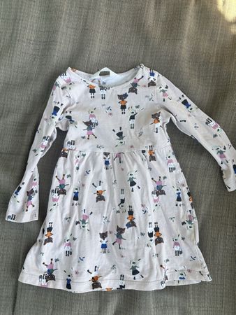 Dünnes Kleidchen 98/104 HM