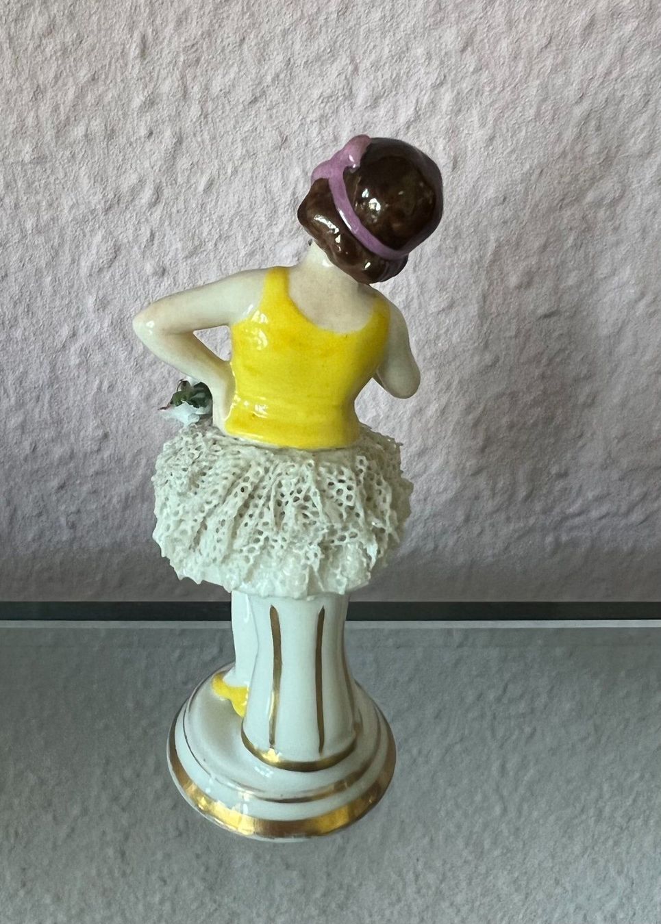 Figuren: Porcellan Figur handbemahlt – Gebraucht aus Adliswil von MeDuMe 1