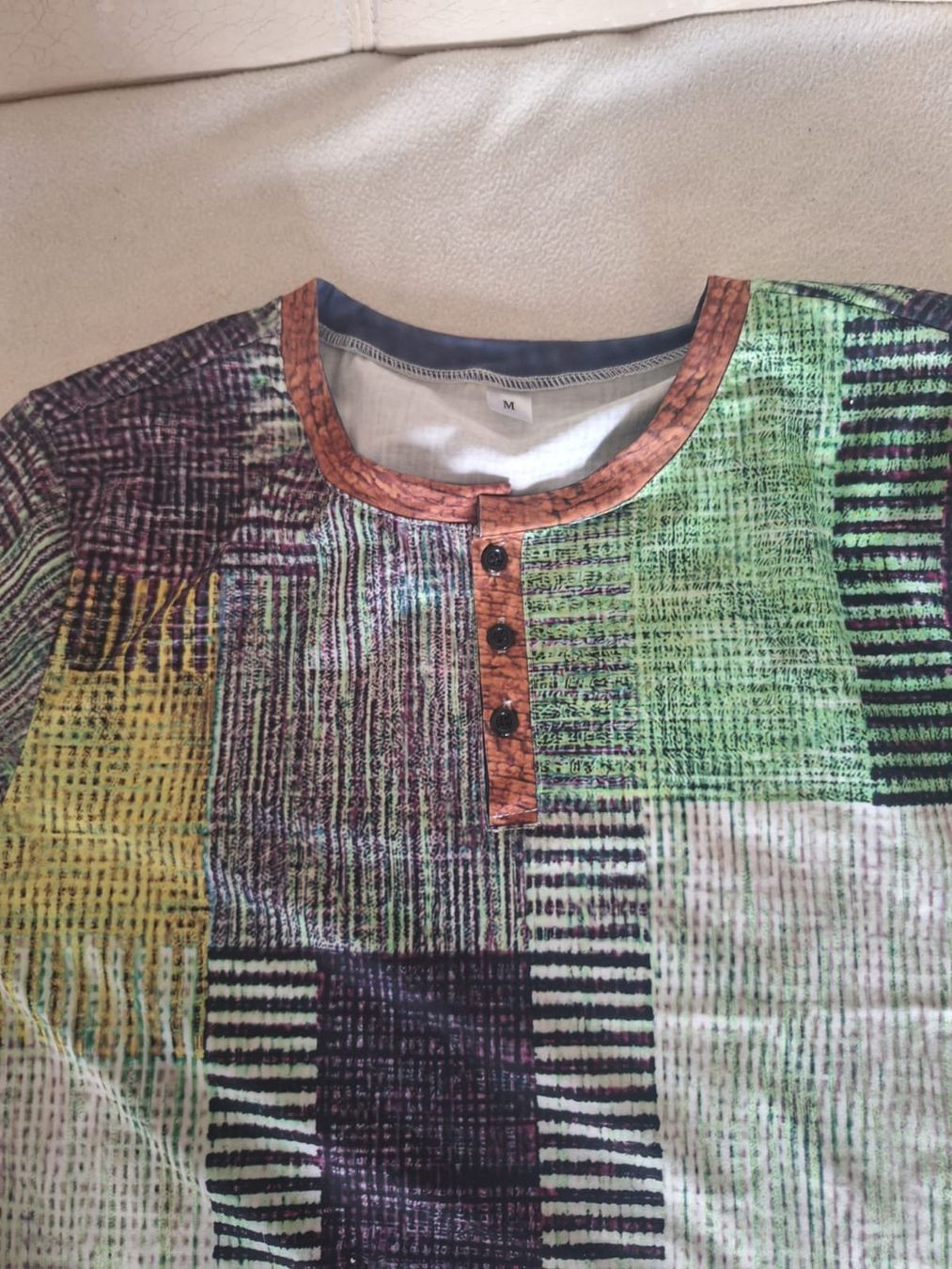 Maglioni & Felpe: Schöner Pullover "M" (NEU) – Usato da Embrach venduto da Alian1 1