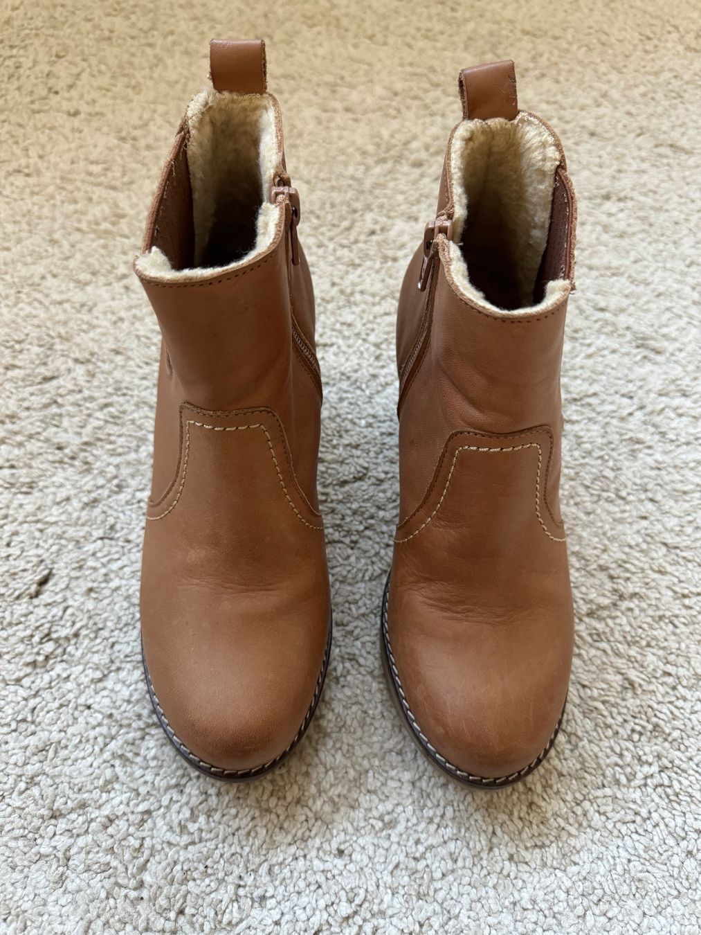 Scarpe da donna: Stiefeletten mit Absatz in hellbraun – Usato da Binningen venduto da lea_5mf8 1