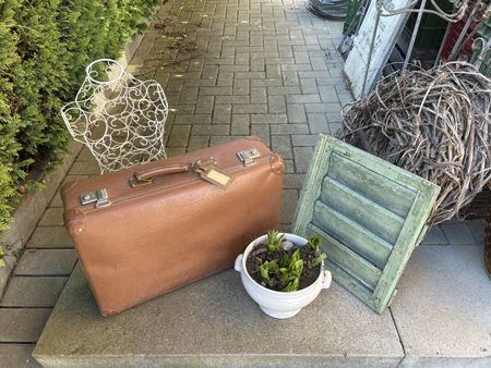 Alter Reisekoffer in braun