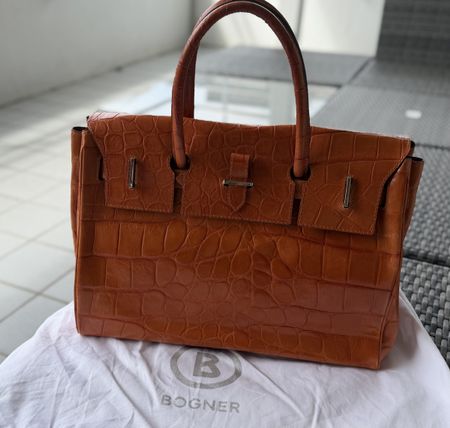 Bogner Damen Handtasche aus Leder Zustand neu