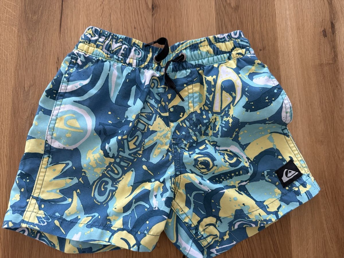 Pantaloni: Badehose Quiksilver 3 Jahre – Usato da Aarberg venduto da holidays00