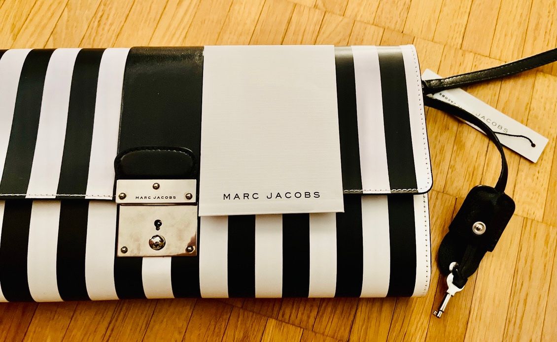 Marc Jacobs Taschen für Damen: MARC JACOBS POCHETTE – Neu und originalverpackt aus Zurich von MX1000 4