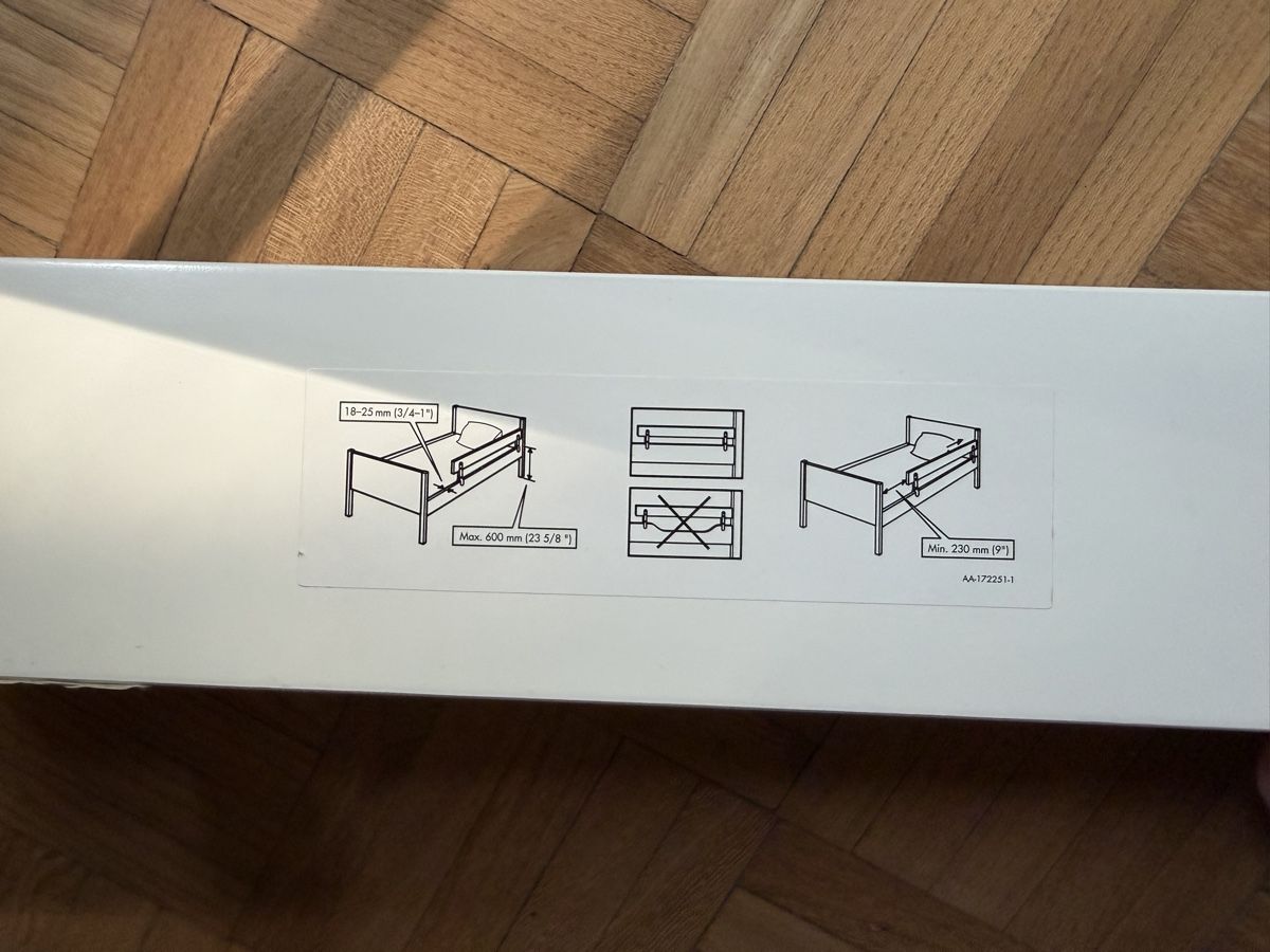 Parcs & barrières de sécurité: IKEA Vikare Kinderbett Rausfallschutz  – D'occasion à Kilchberg ZH par Glockenhaus 2
