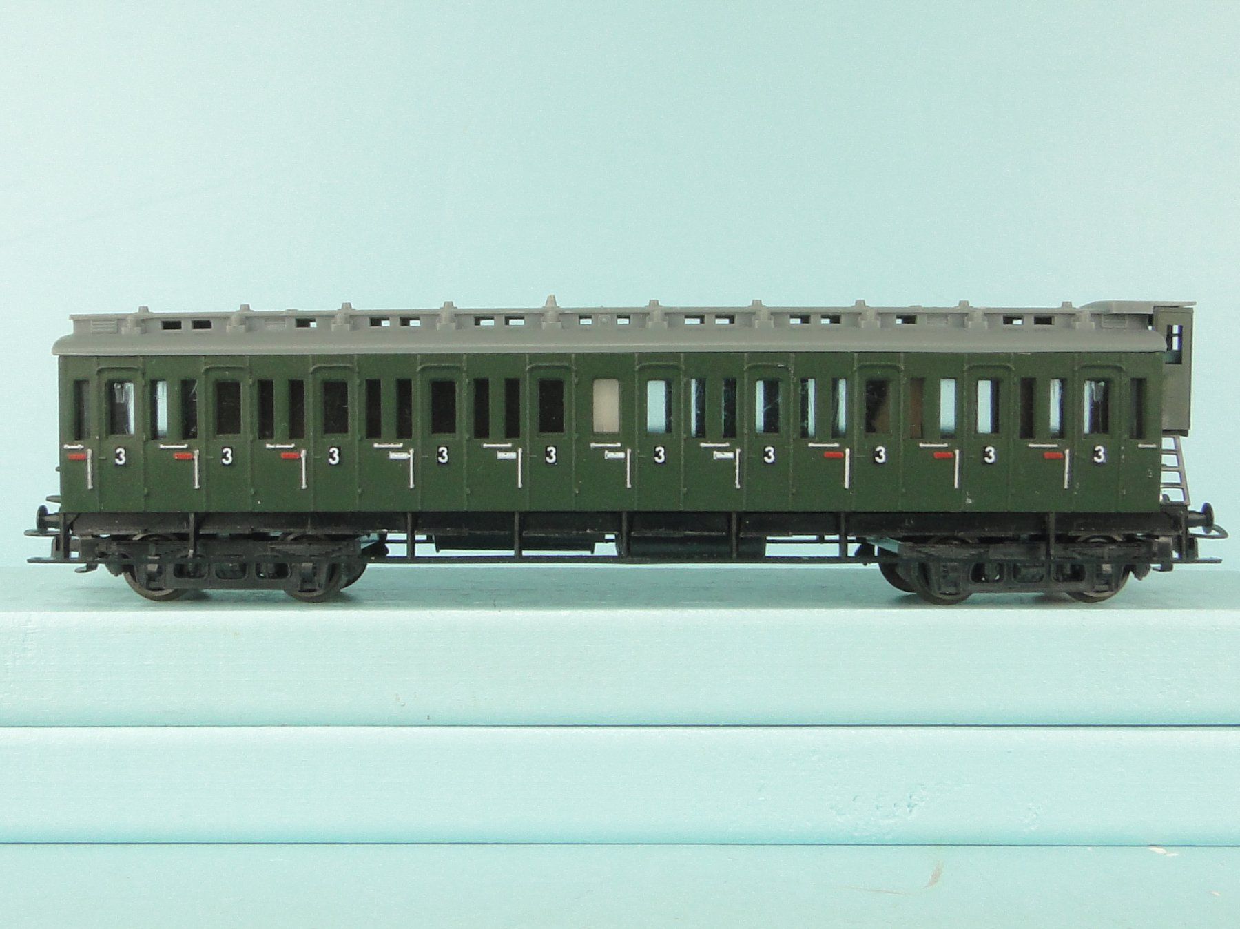 Liliput Modellini di ferrovie: Liliput 290 00 Oldtimer Wagen 3 Klasse – Usato da Bülach venduto da cann11 4