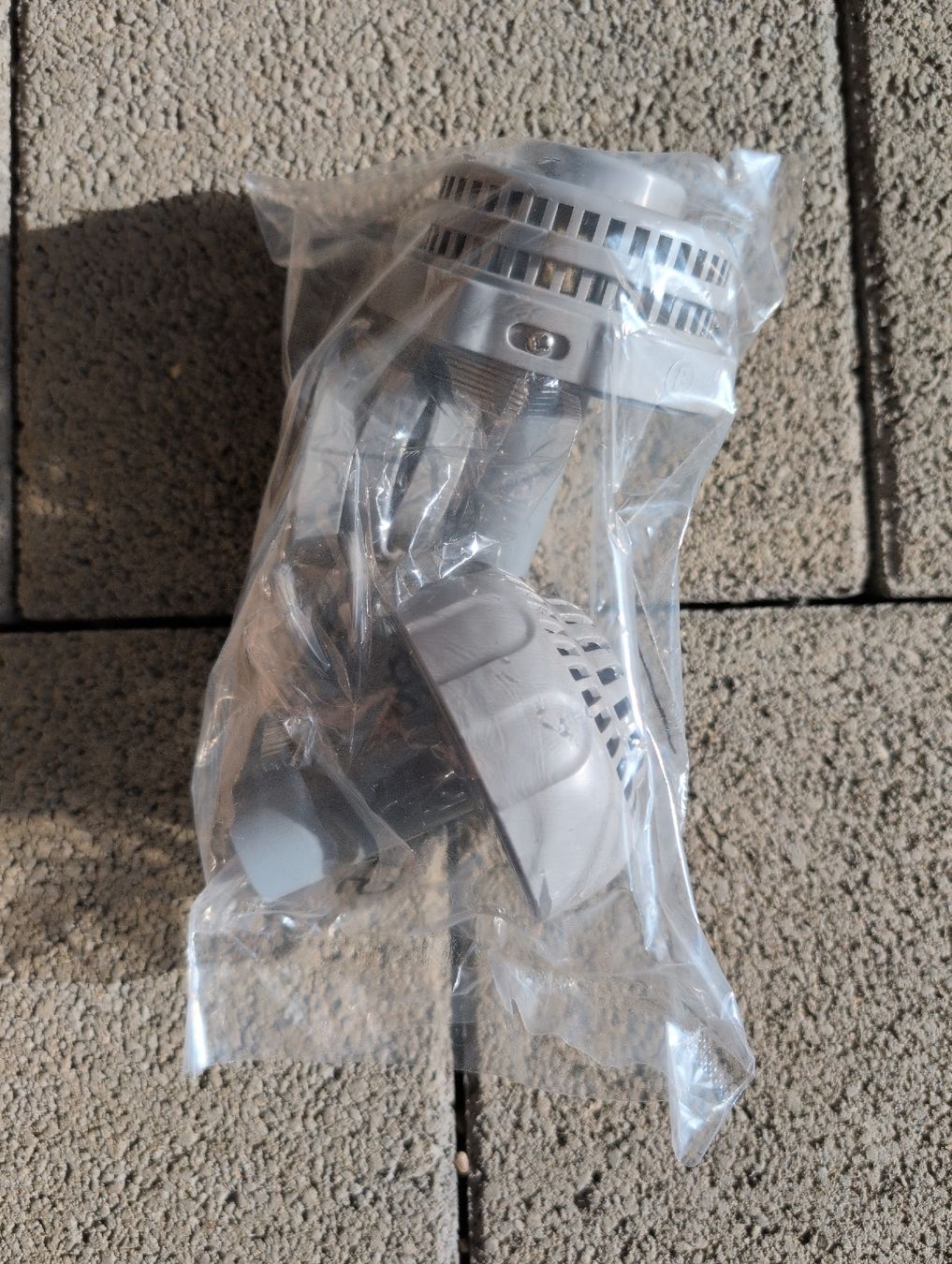 Bestway Accessori per Piscine: Poolfilter Pumpe, ungebraucht, inkl Schläuche und Adapter – Nuovo e nell'imballaggio originale da Meikirch venduto da Dave2003 2