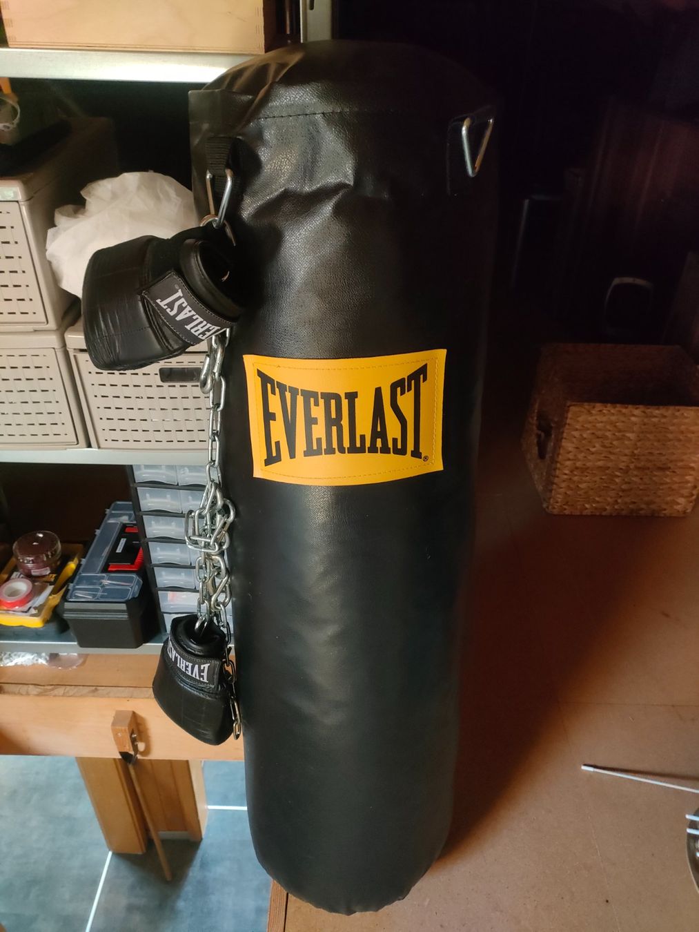 Everlast Sacchi da boxe: Boxsack, Top Zustand, Schwarz – Usato da Reichenbach im Kandertal venduto da lady-aquila