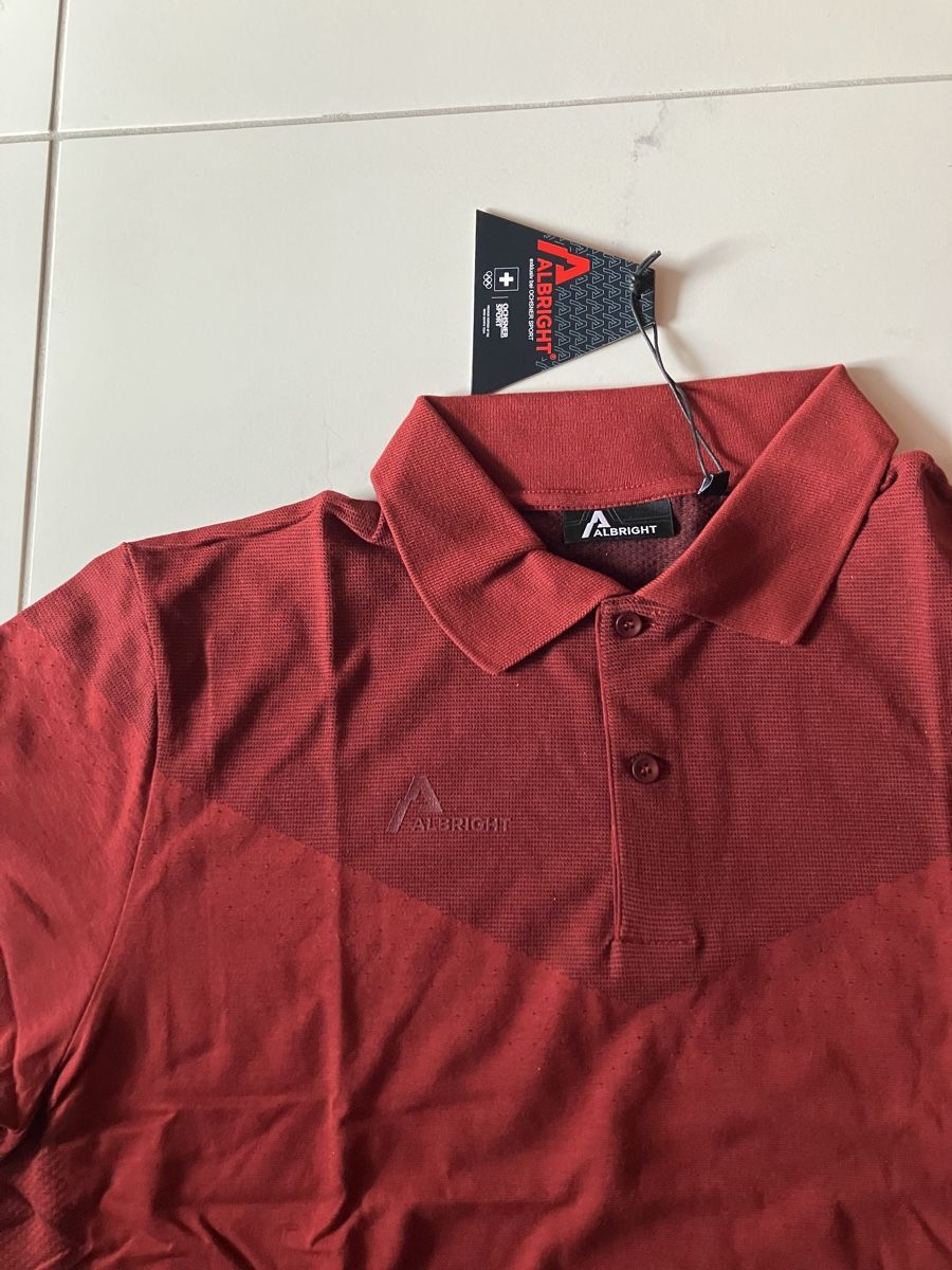 Magliette Polo: Swiss Olympic Polo Shirt – Nuovo e nell'imballaggio originale da Wolfhausen venduto da swissski 1