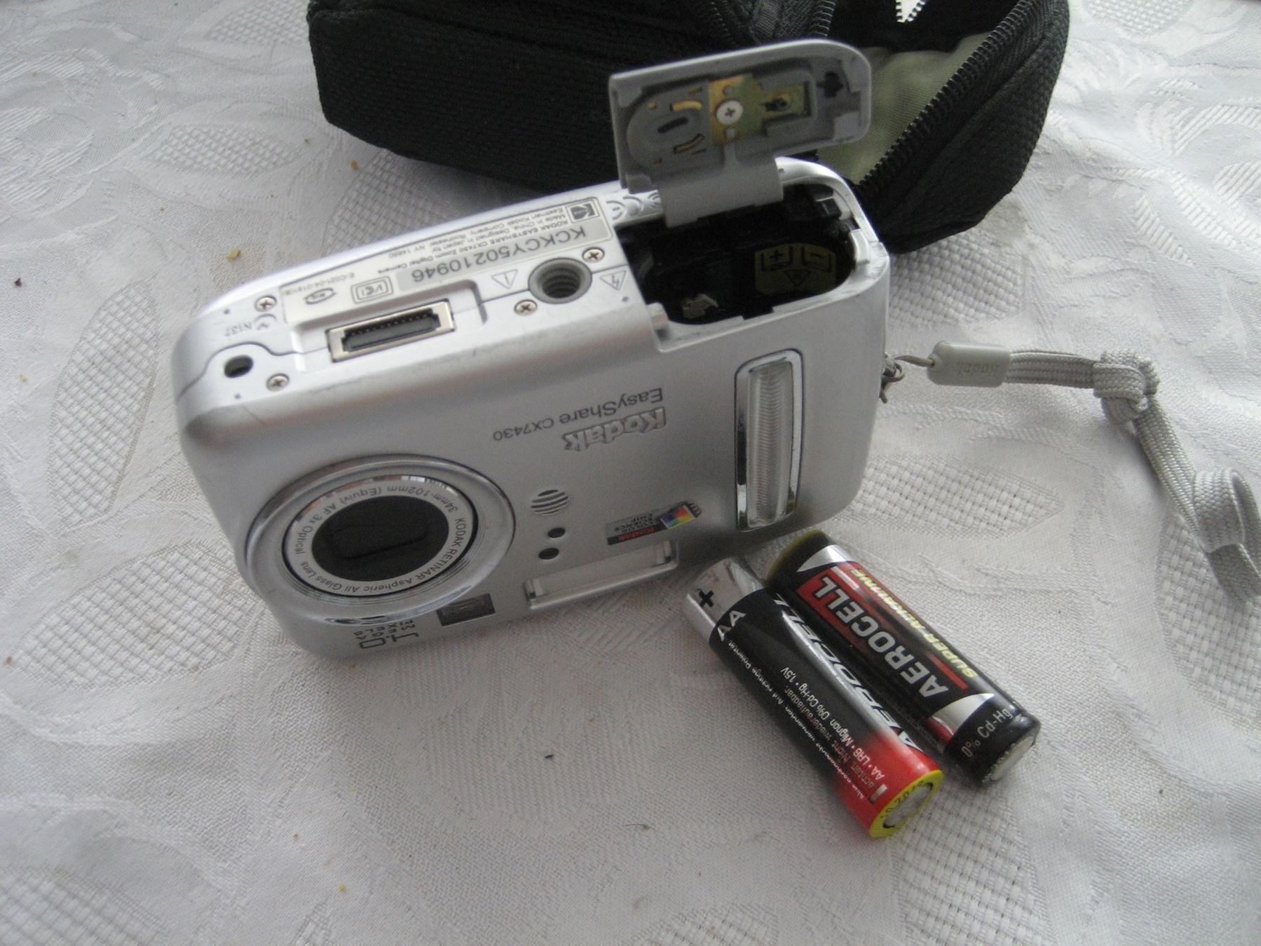 Sony Appareil photo: KODAK-sehr gut Geeignet für............ – D'occasion à Fulenbach par Elektronik 6